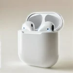 AirPods 4のケース